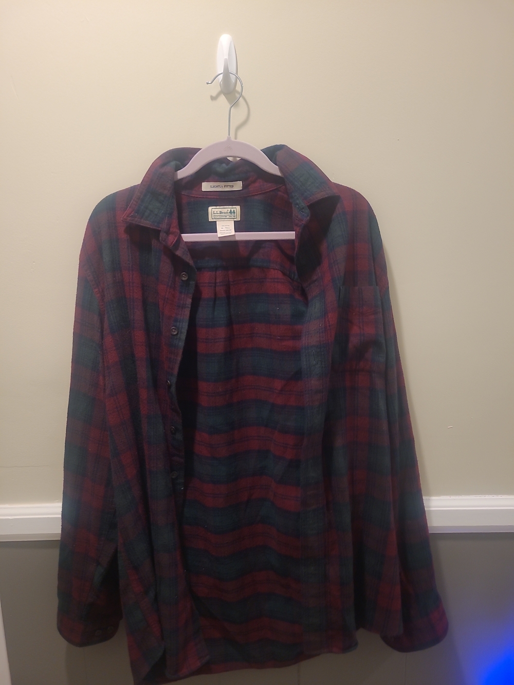 LL Bean Scotch Plaid Flannel Shirt Men’s M Tall Slightly Fitted Red Green Black